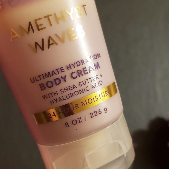 Bath & Body Amethyst WavesCollection. Spray & Body Cream - Picture 4 of 6